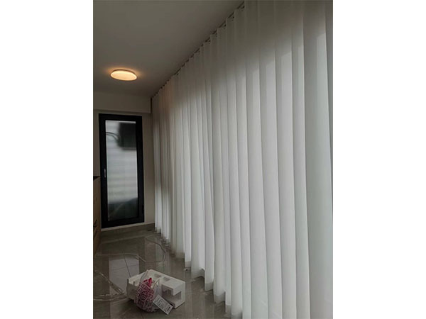 龙湖日盛奕境阳台纱帘