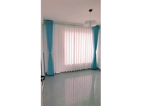 新城新世界次卧