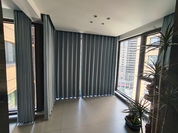 保利中航城15栋客厅