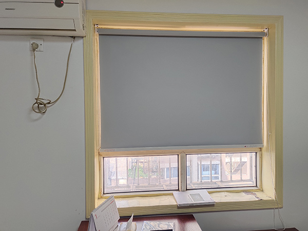 窗帘定制,窗帘加工业务,纱窗定制,纱窗维护维修业务,宜君家居百叶帘,宜君家居电动窗帘,宜君家居台布、椅套,湖南宜君家居有限公司